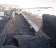 図：倒壊・流出した堤防